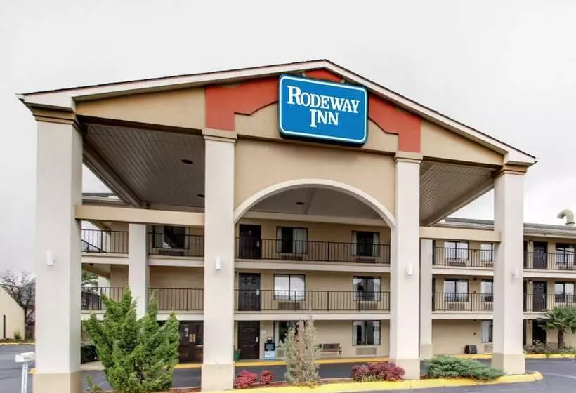 Отель Rodeway Inn North