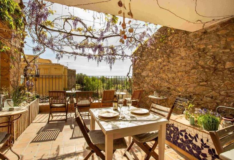 هتل روستایی Boutique Niu De Sol Designed For Adults