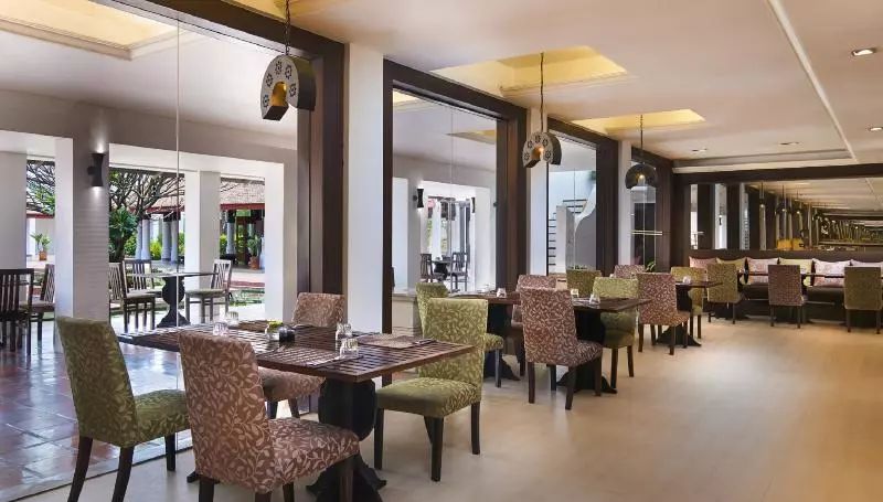 هتل Sukhothai Heritage Resort