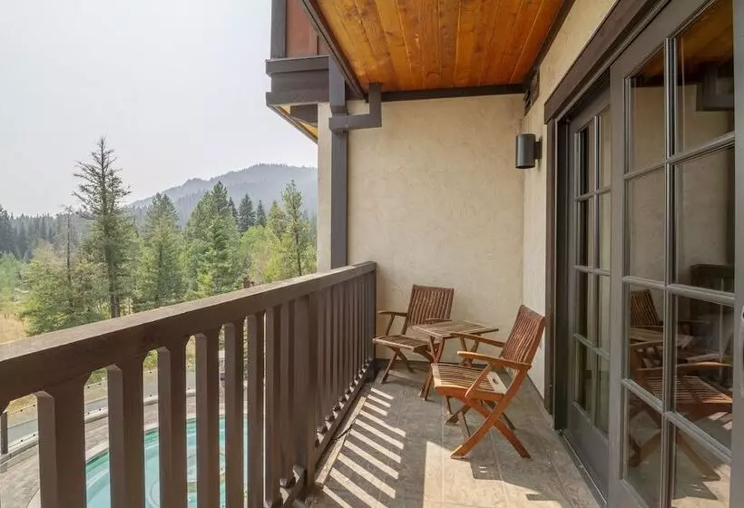 ホテル Tamarack Resort