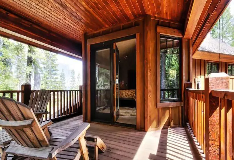 ホテル Tamarack Resort