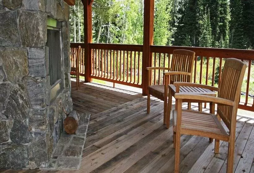 ホテル Tamarack Resort