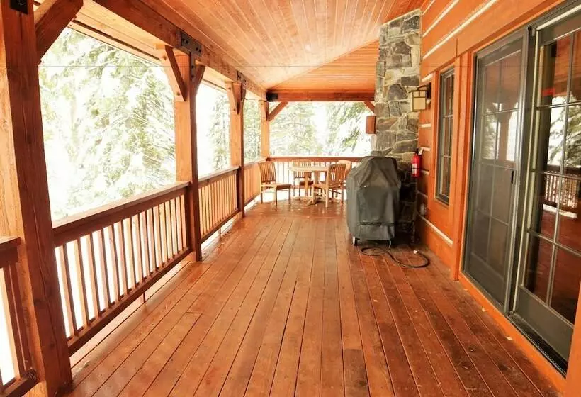 ホテル Tamarack Resort