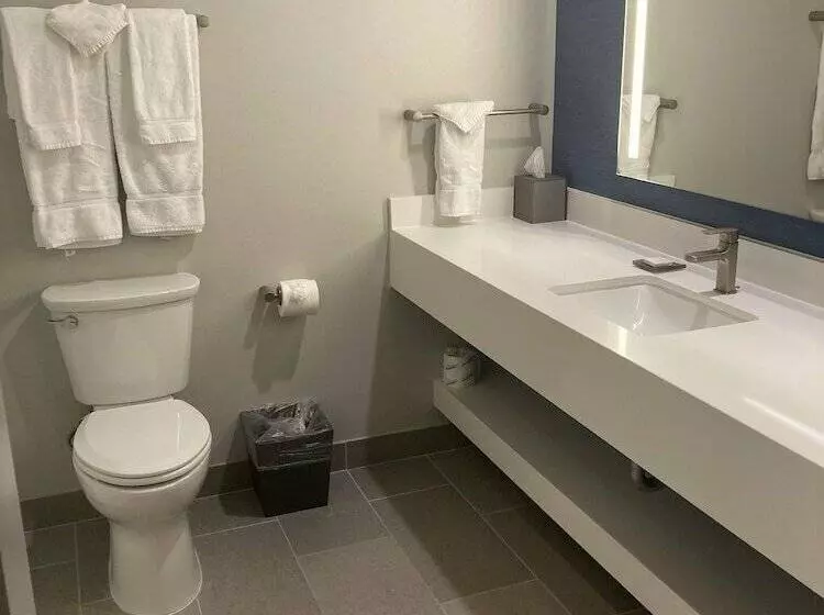 酒店 The Lodge At Rolling Hills Casino