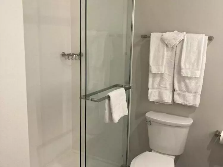 酒店 The Lodge At Rolling Hills Casino