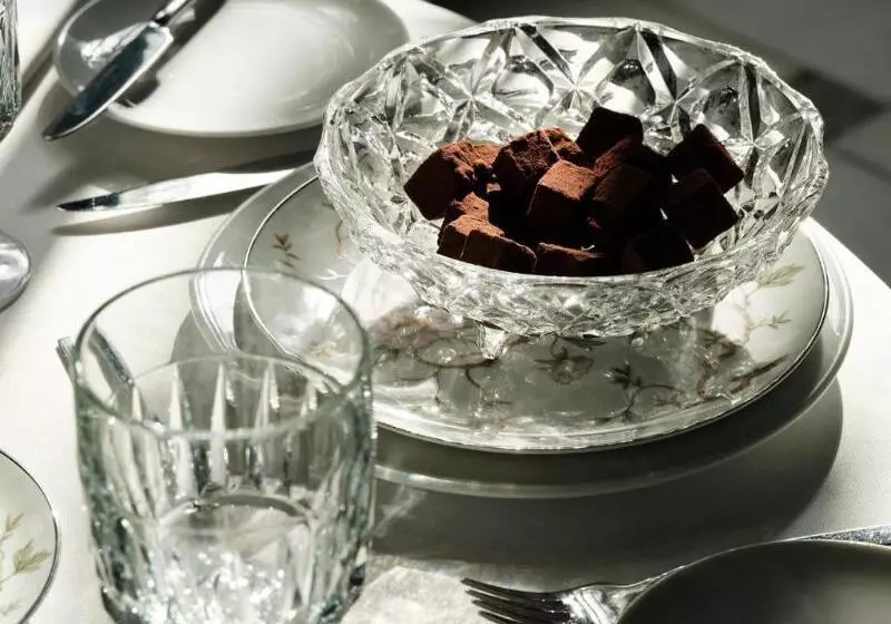 Отель The Twentyone