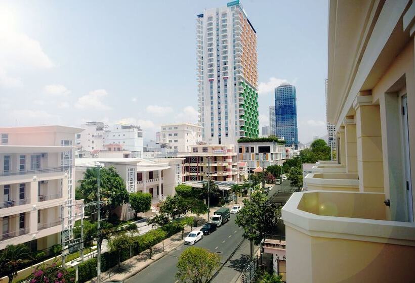 هتل Tran Vien Dong