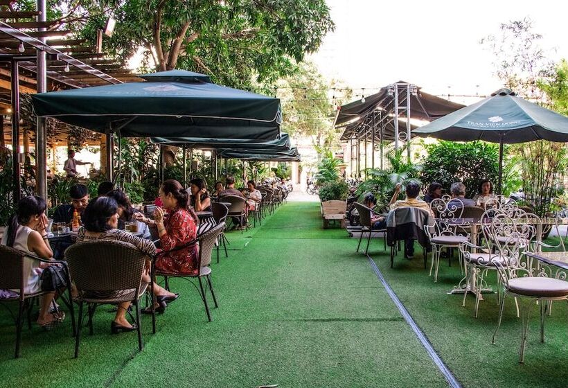 هتل Tran Vien Dong