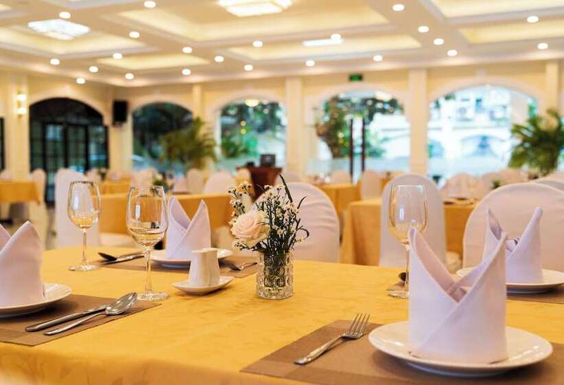 هتل Tran Vien Dong