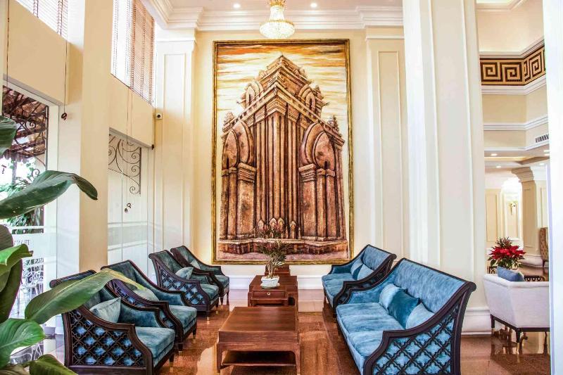 هتل Tran Vien Dong