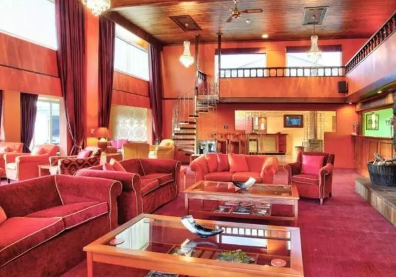 Hotel Waitakere Resort & Spa