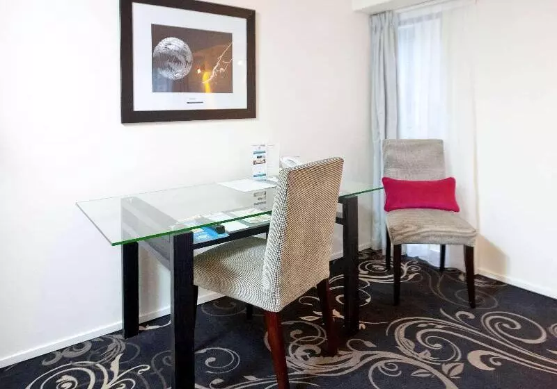 Mercure Wellington Central City Hotel And Apartments