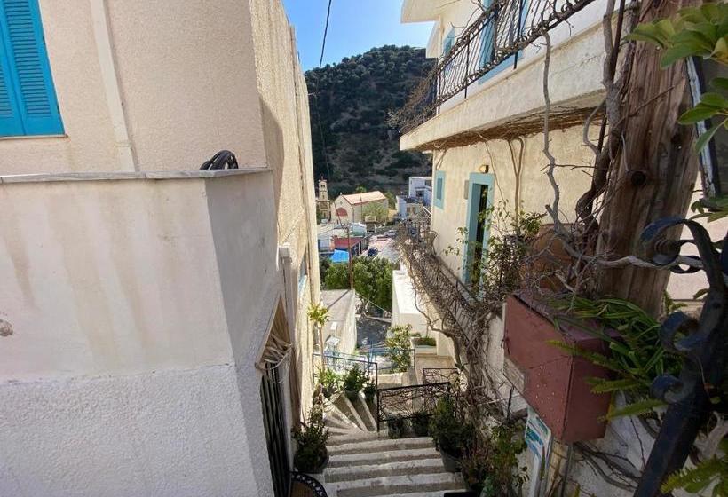 Argyro Studios And Apartments