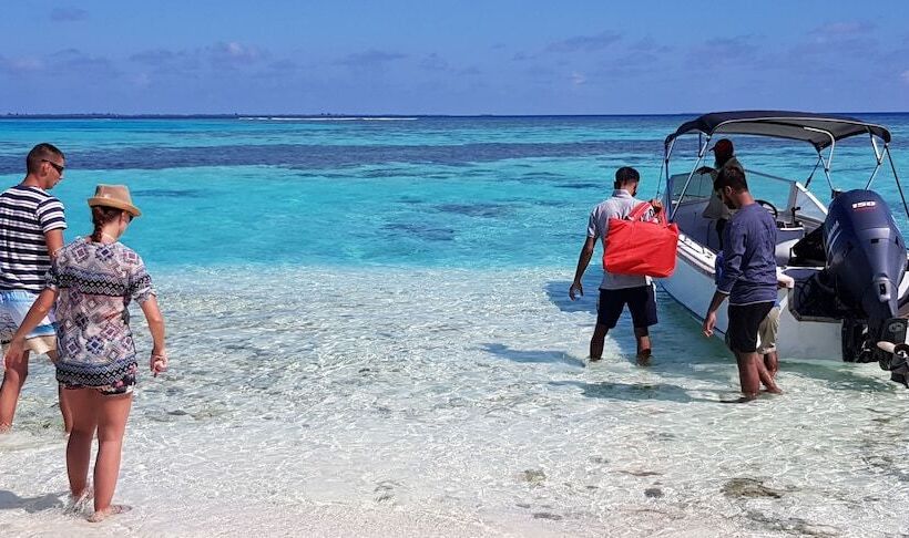 Hotel Equa Reef Maldives