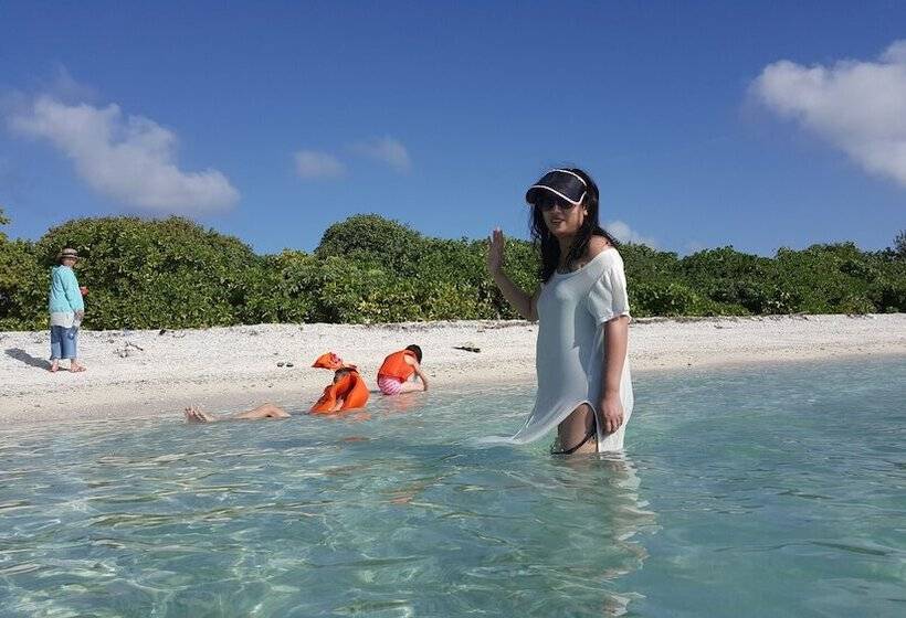 Hotel Equa Reef Maldives