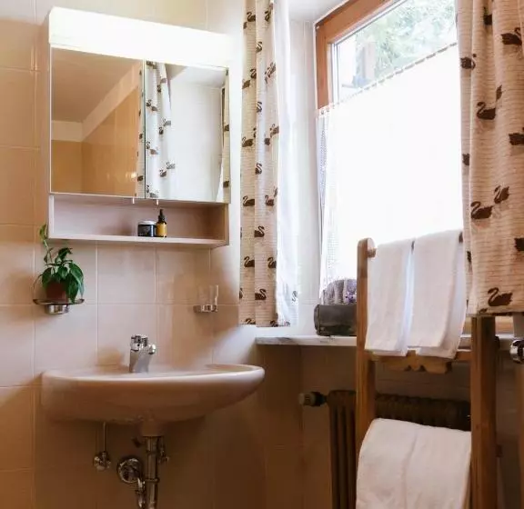 Bed and Breakfast Garni Fany