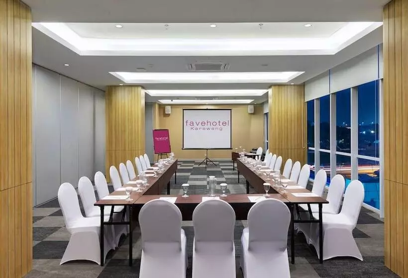 Favehotel Karawang
