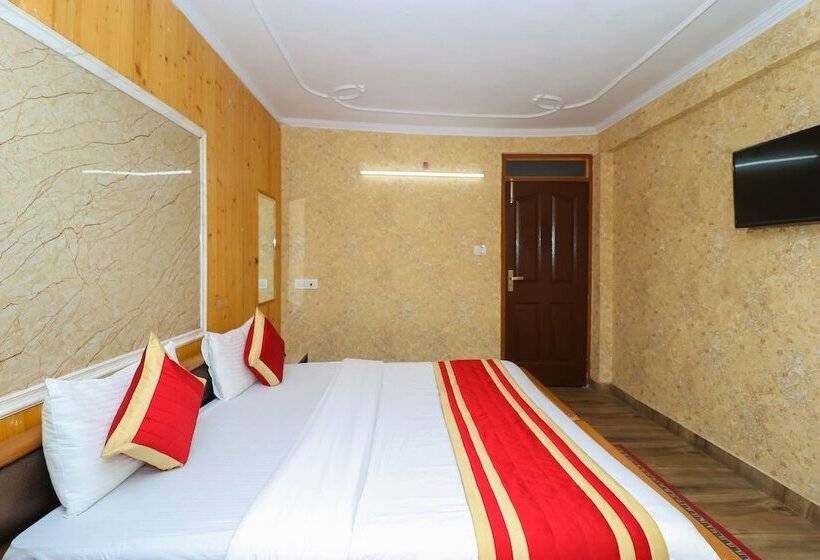 בית מלון כפרי Broadway Grand