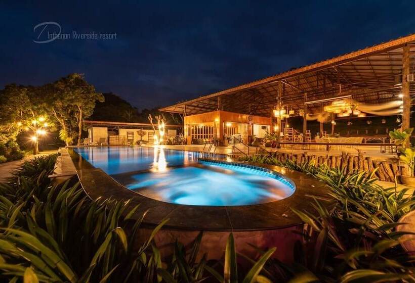 בית מלון כפרי Doi Inthanon Riverside Resort