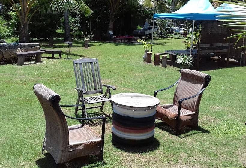 هتل Fare Club Moorea