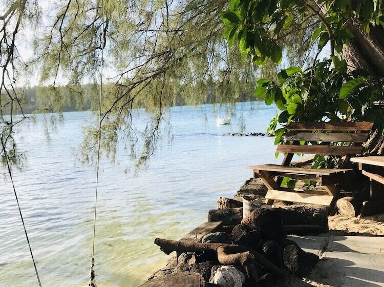 هتل Fare Club Moorea