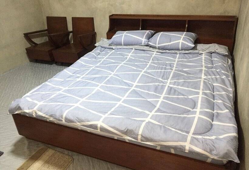 Отель Grandmom At Phayao House