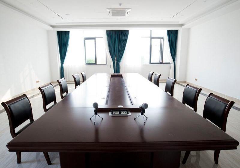 Отель Greentree Inn Changzhou International Airport