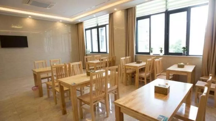 Hotelli Greentree Inn Changzhou International Airport