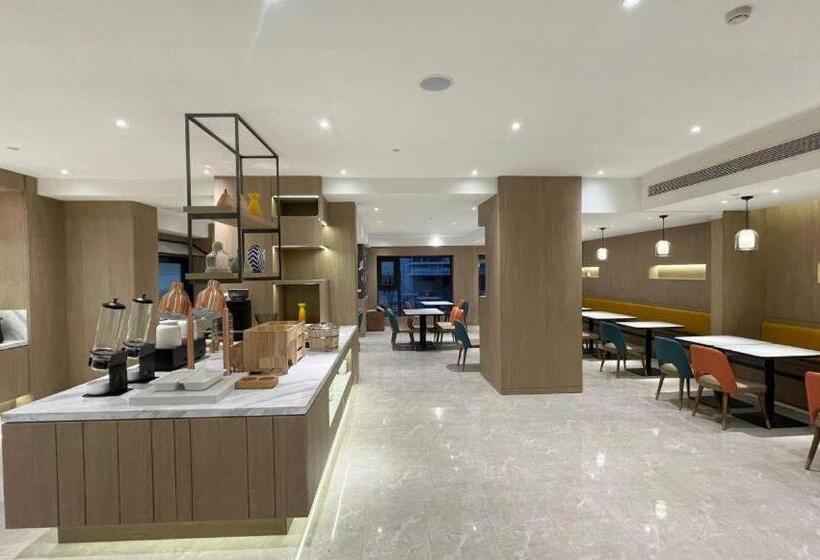 Hanting Hotel Shenyang Zhongjie Shifu Square