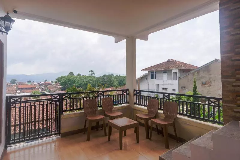 ホテル Koolkost Syariah At Penginapan Bumi Ahsan
