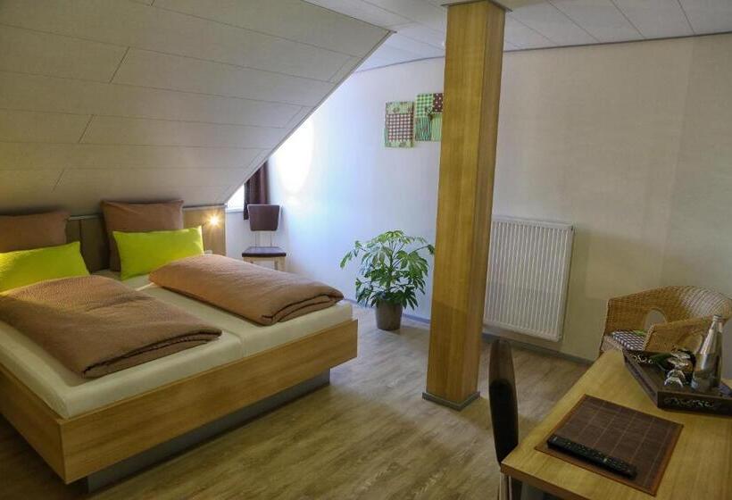 Отель Landgasthof Zum Hirschen