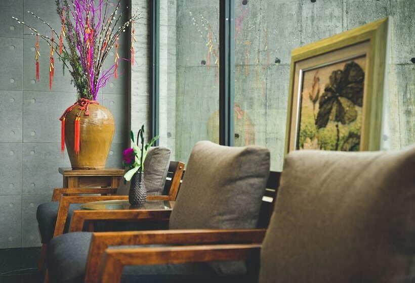 هتل Moon Water Resort