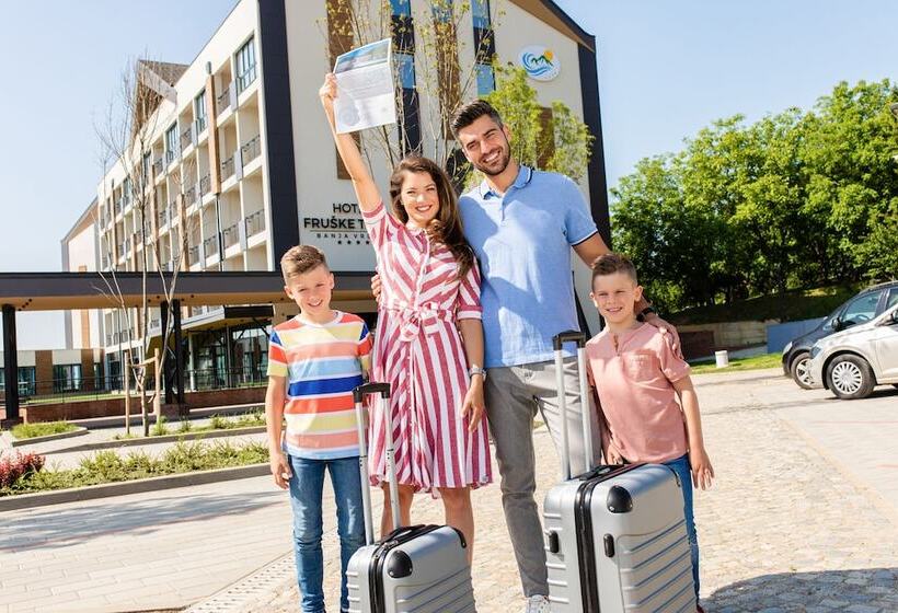 هتل Movenpick Resort And Spa Fruske Terme