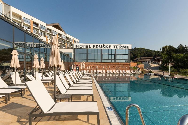 هتل Movenpick Resort And Spa Fruske Terme