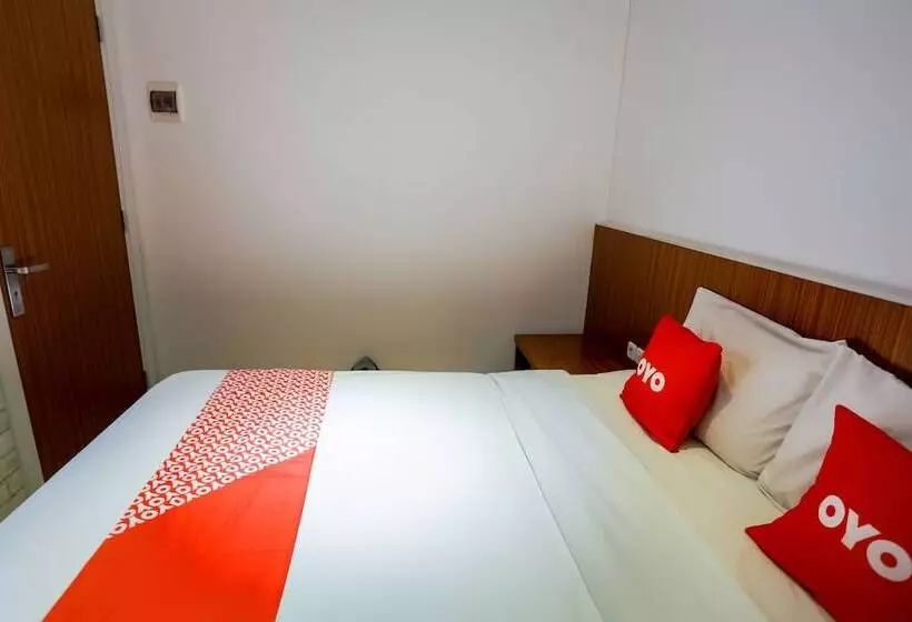 ホテル Point Inn By Oyo Rooms