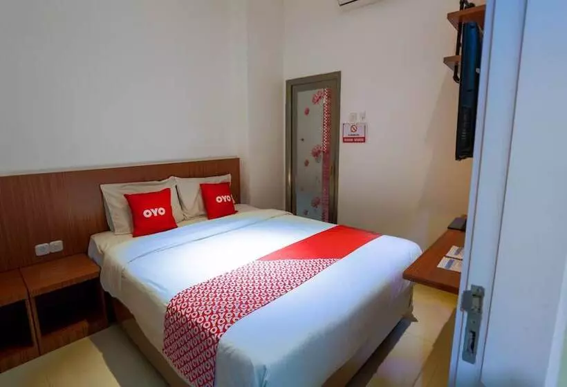 ホテル Point Inn By Oyo Rooms