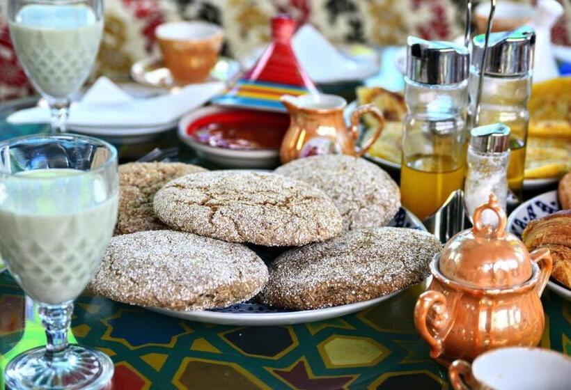 酒店 Riad Razoli Sidi Daoui