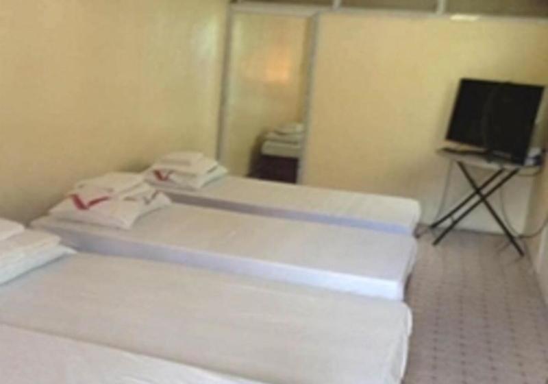 בית מלון כפרי Shalom Guest House And Resto Bar