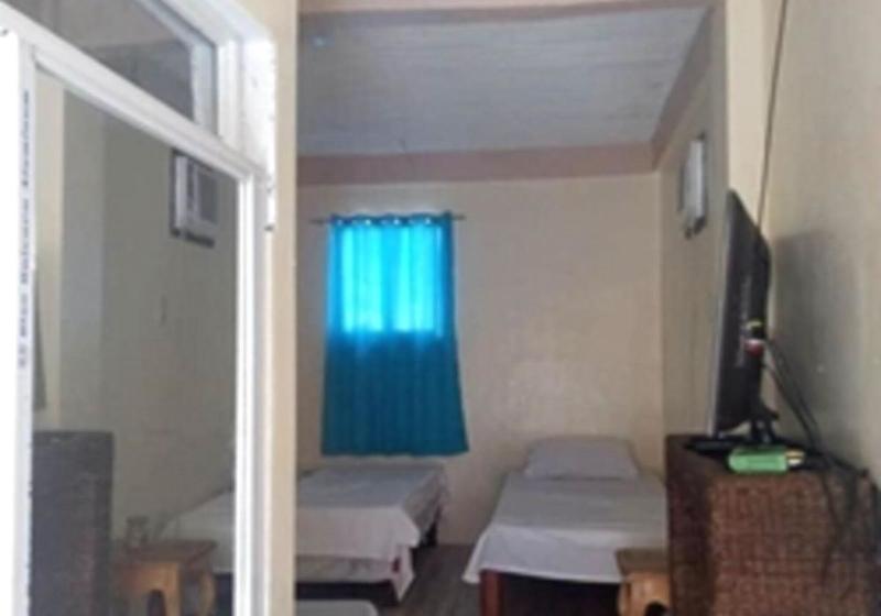 בית מלון כפרי Shalom Guest House And Resto Bar