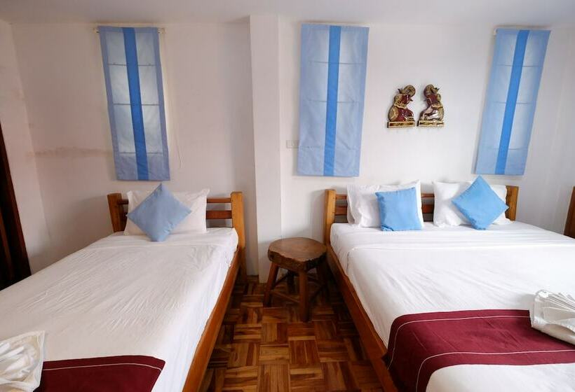 Отель The Good View Guesthouse