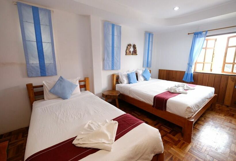 Отель The Good View Guesthouse