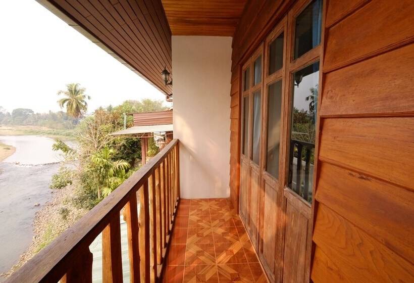 Отель The Good View Guesthouse