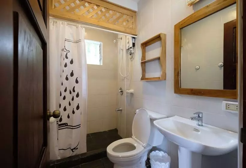 Hotelli White Villas Resort