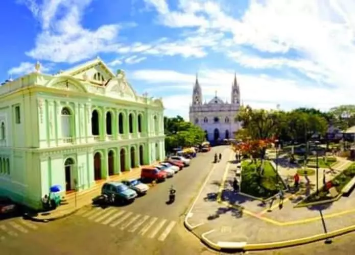 هتل Casa Central De Santa Ana
