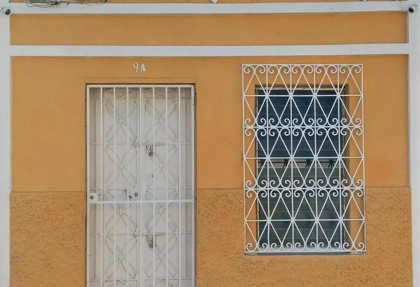 هتل Casa Central De Santa Ana