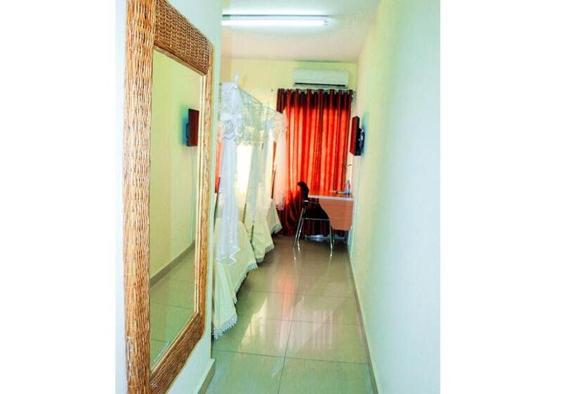 هتل King S Conference Centre