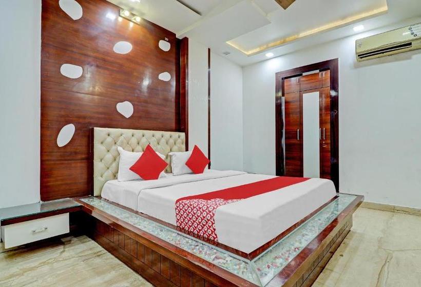 בית מלון כפרי Oyo 78950  Grand Velly