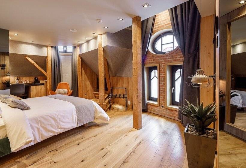 هتل Schuster Boarding House