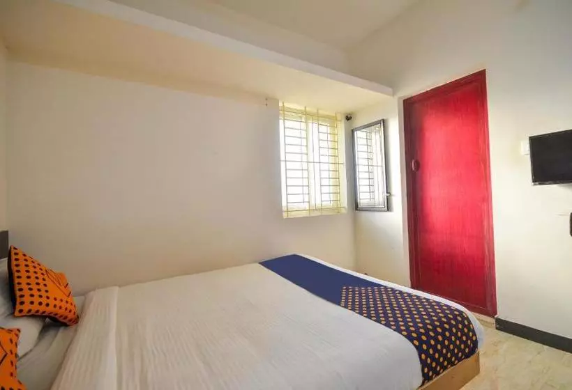 Hotelli Spot On 78861 Hn Residency