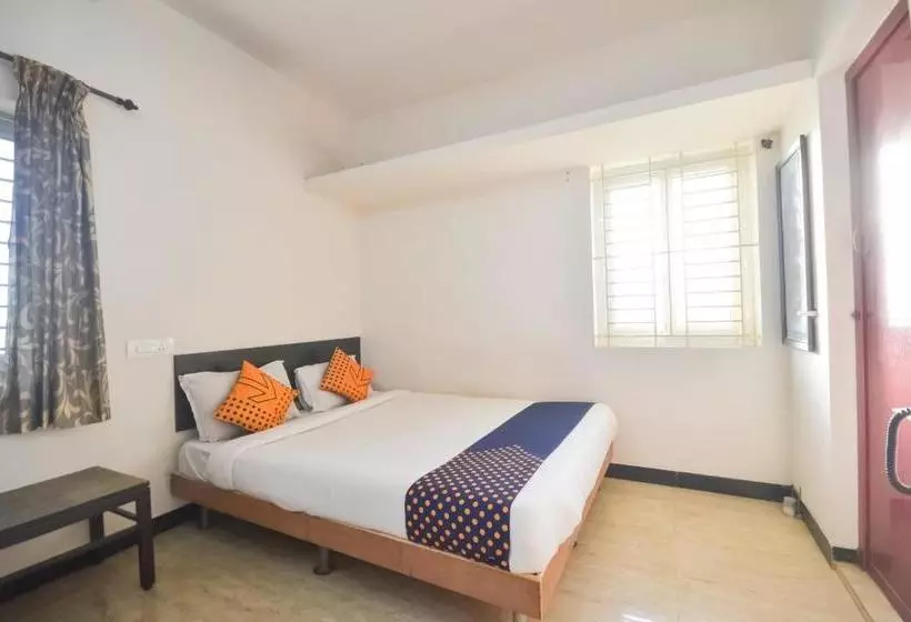 Hotelli Spot On 78861 Hn Residency